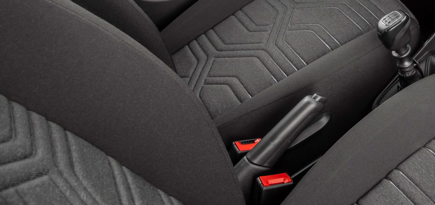 700-galeria-interior-04-desk.jpg.img.1440